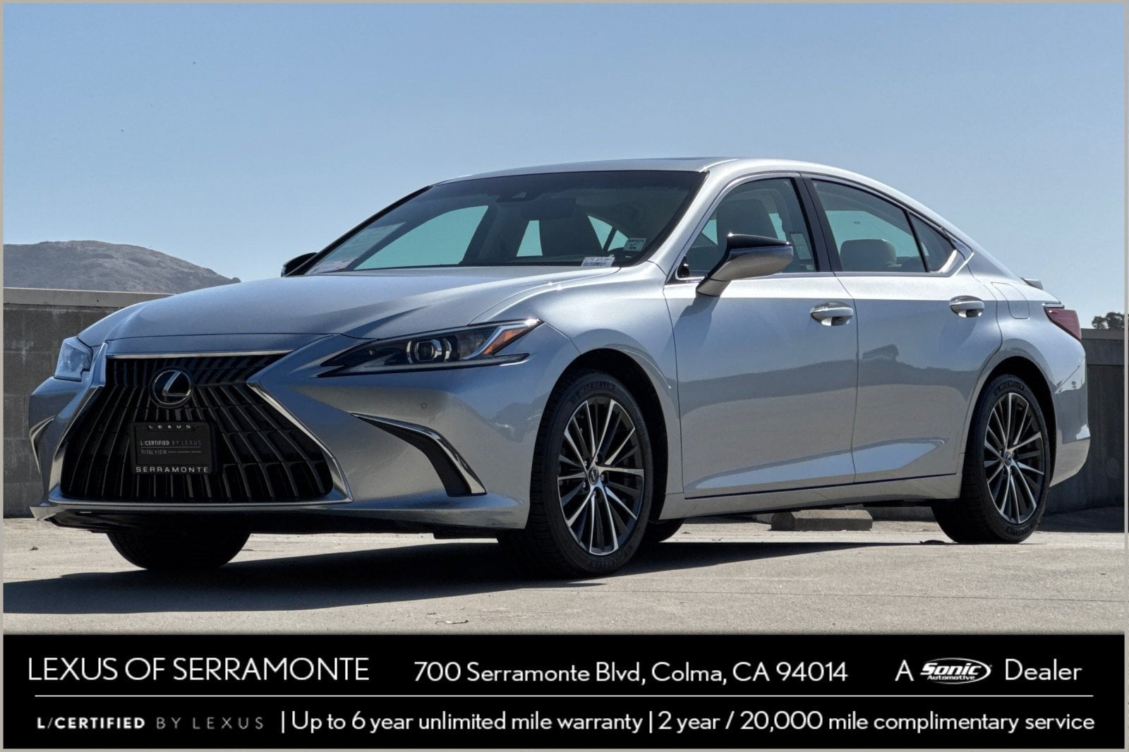 2023 Lexus ES Hybrid 300h