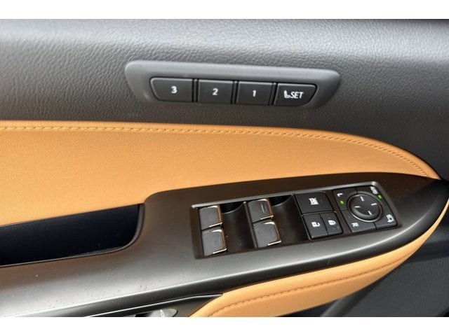 2026 Lexus NX 450h+ Premium - Photo 13