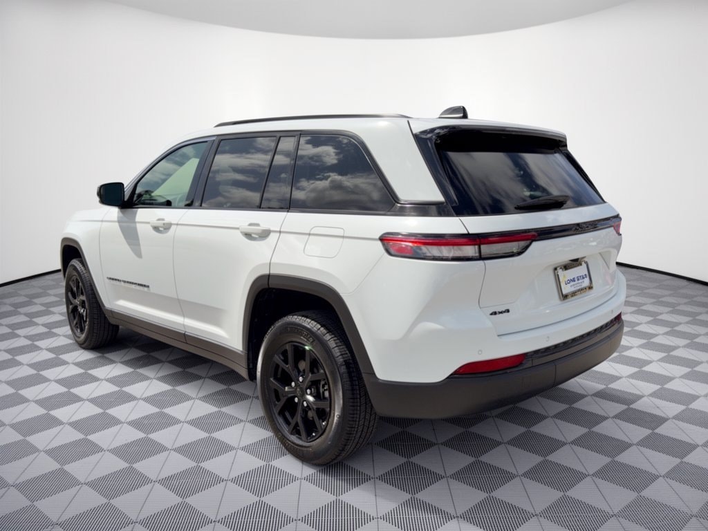 Used 2025 Jeep Grand Cherokee Altitude SUV