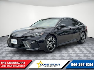 Used 2025 Toyota Camry XLE Sedan for sale in Houston