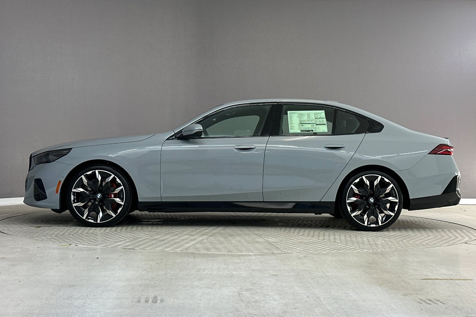 New 2027 BMW 540i xDrive Sedan