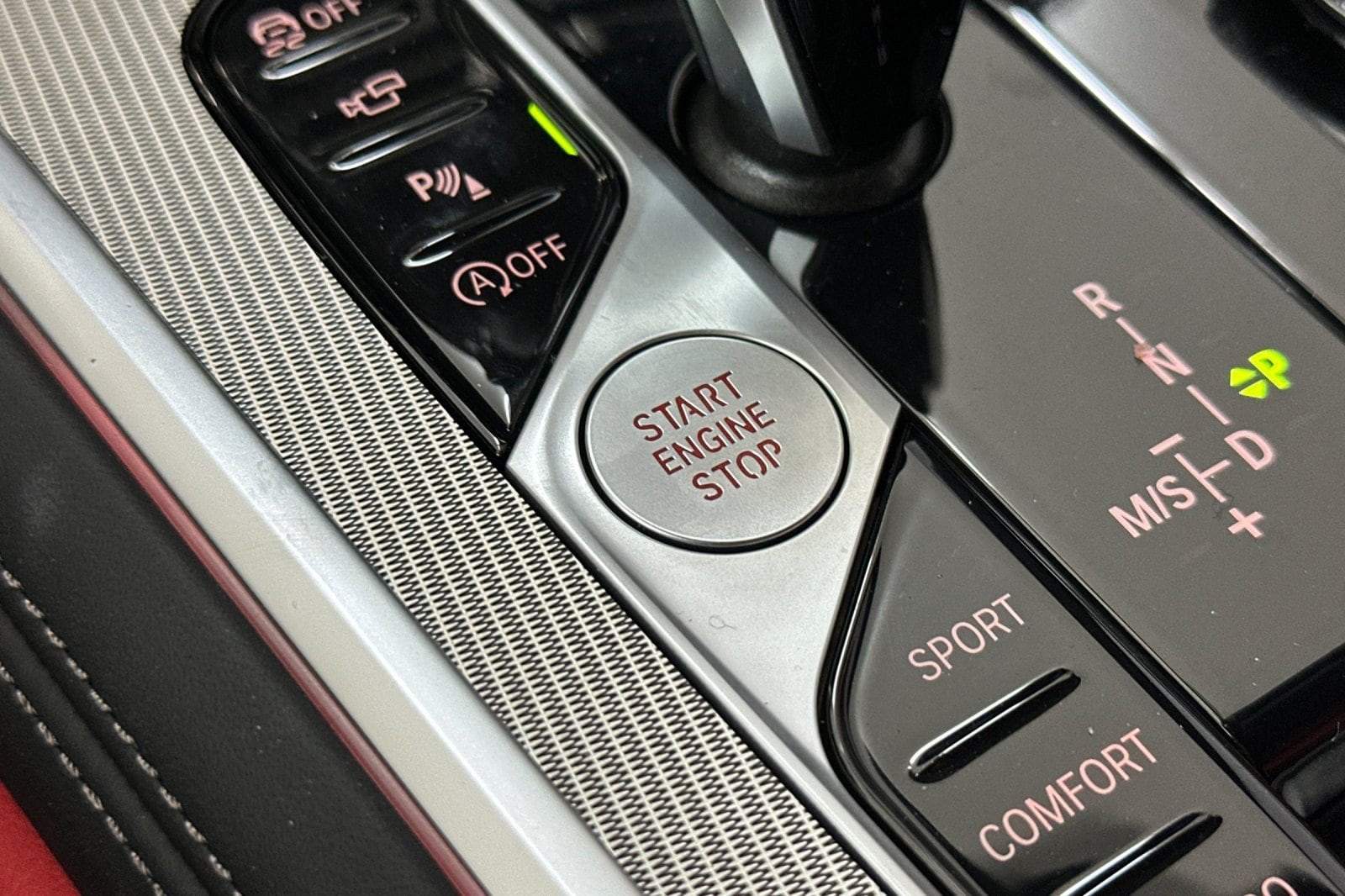 2026 BMW 8 Series 840i - Photo 27