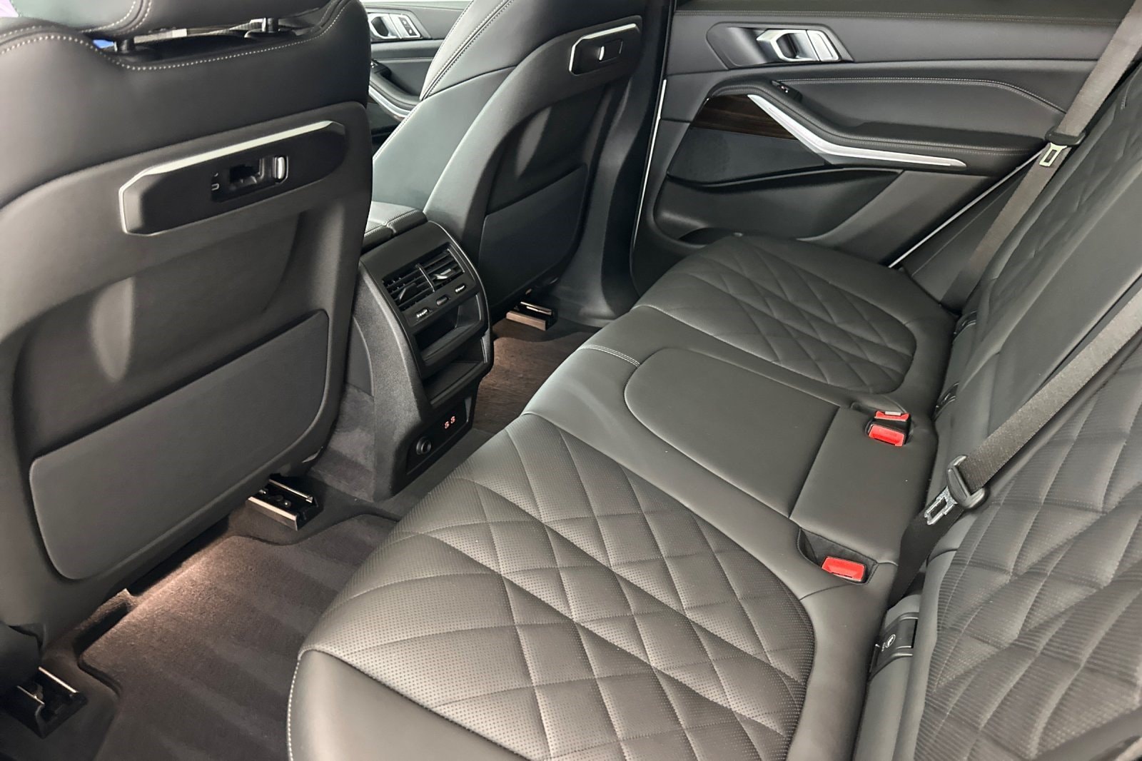 2026 BMW X5 40i - Photo 28