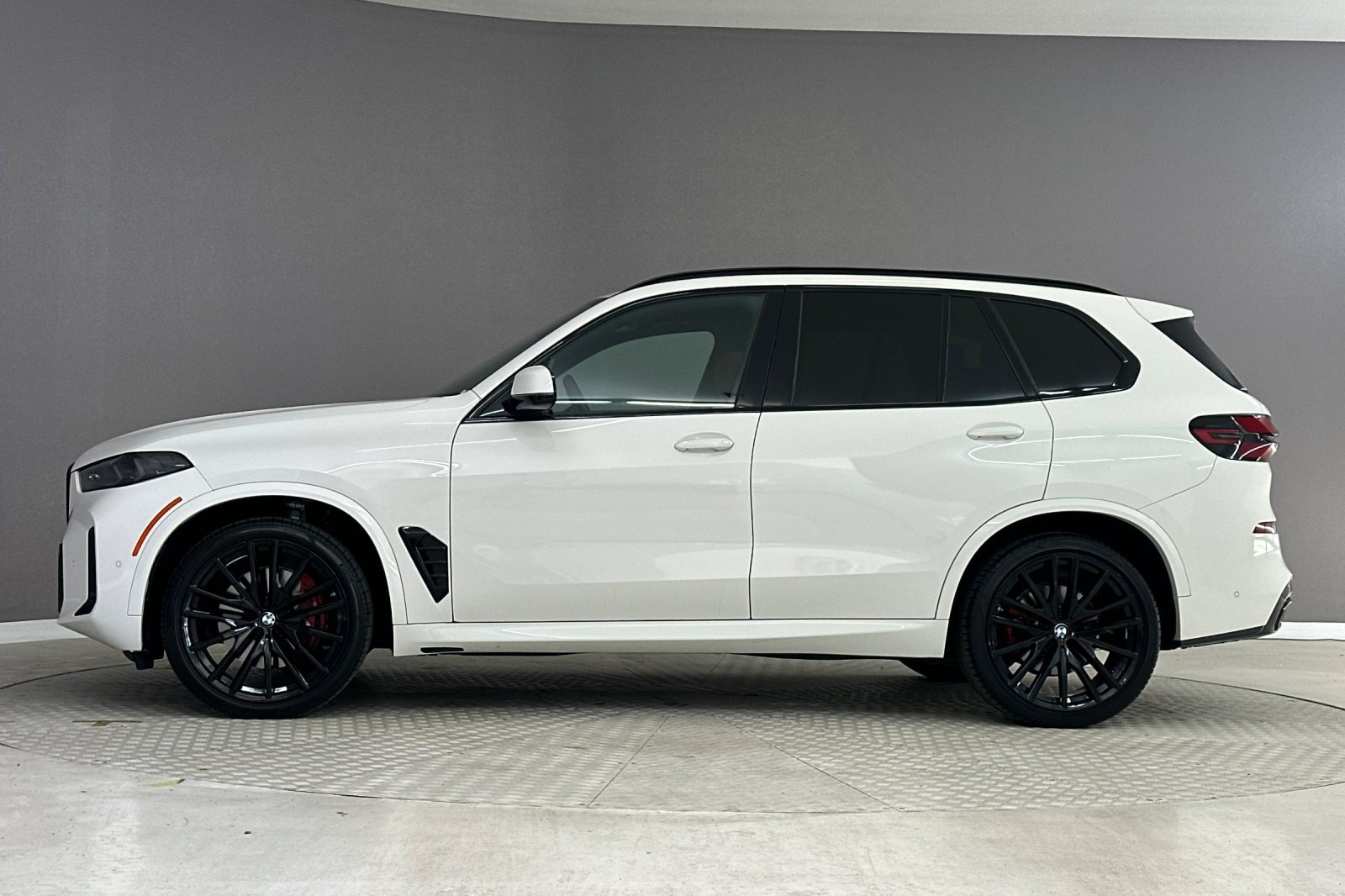 Certified 2024 BMW X5 sDrive40i SUV