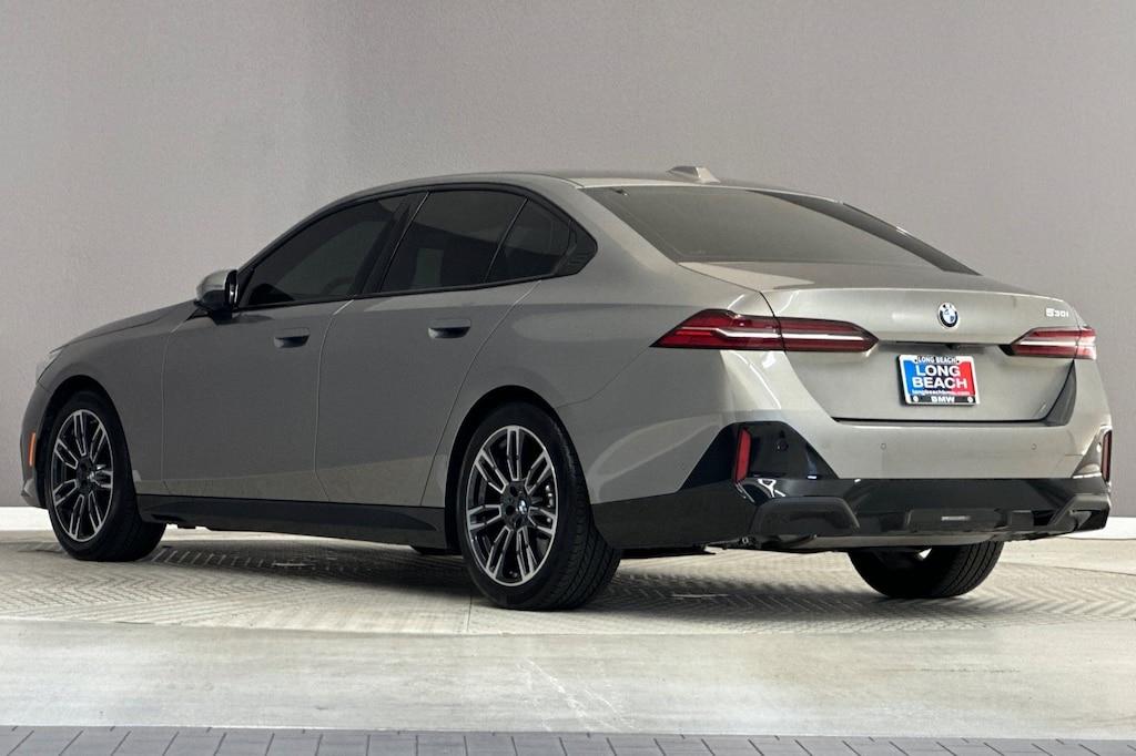 Certified 2024 BMW 530i Sedan