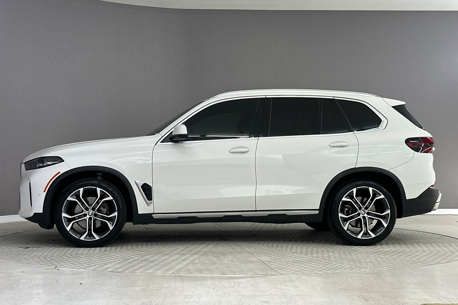 Certified 2024 BMW X5 sDrive40i SUV