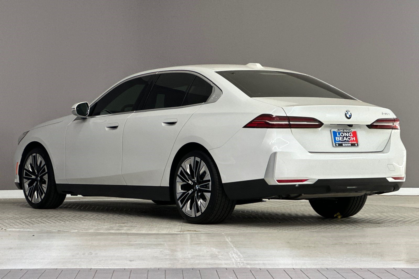 Certified 2024 BMW 530i Sedan