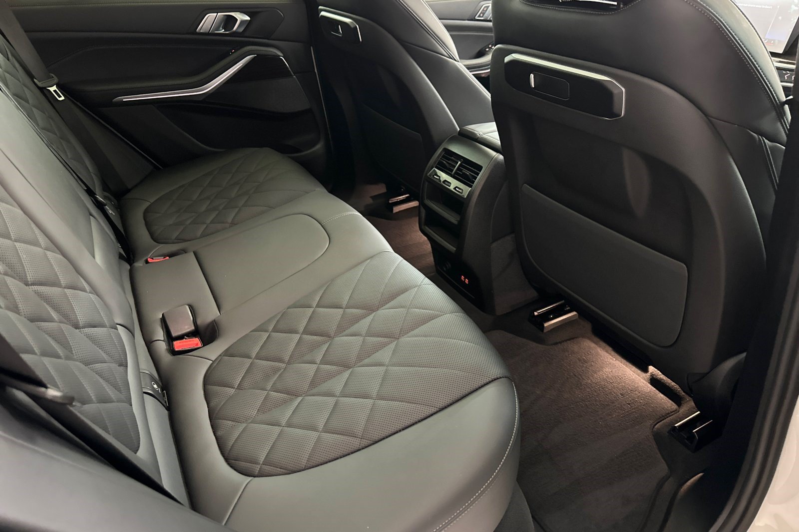 2026 BMW X5 40i - Photo 34