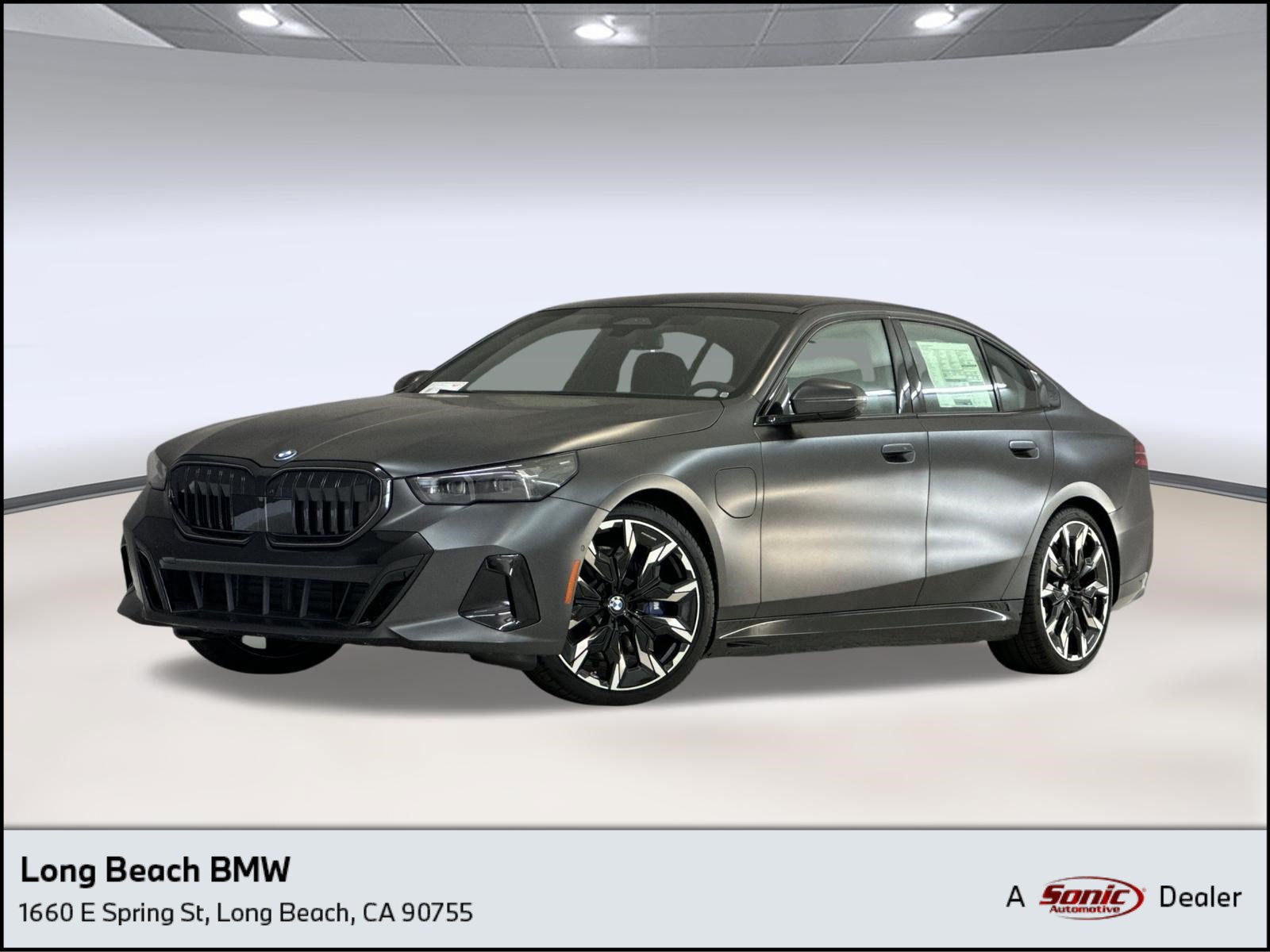 New 2027 BMW 550e xDrive Sedan
