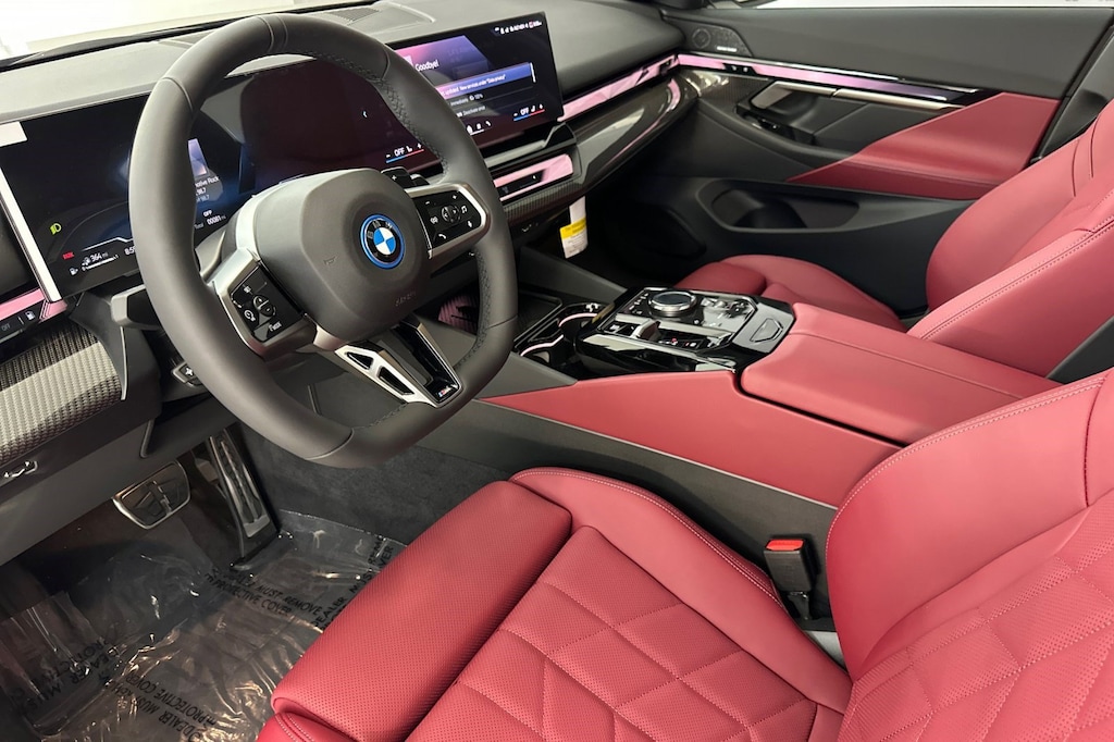 New 2027 BMW 550e xDrive Sedan