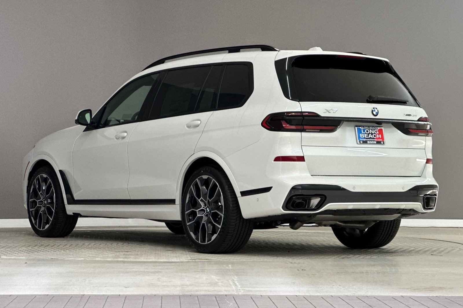 New 2027 BMW X7 xDrive40i SUV