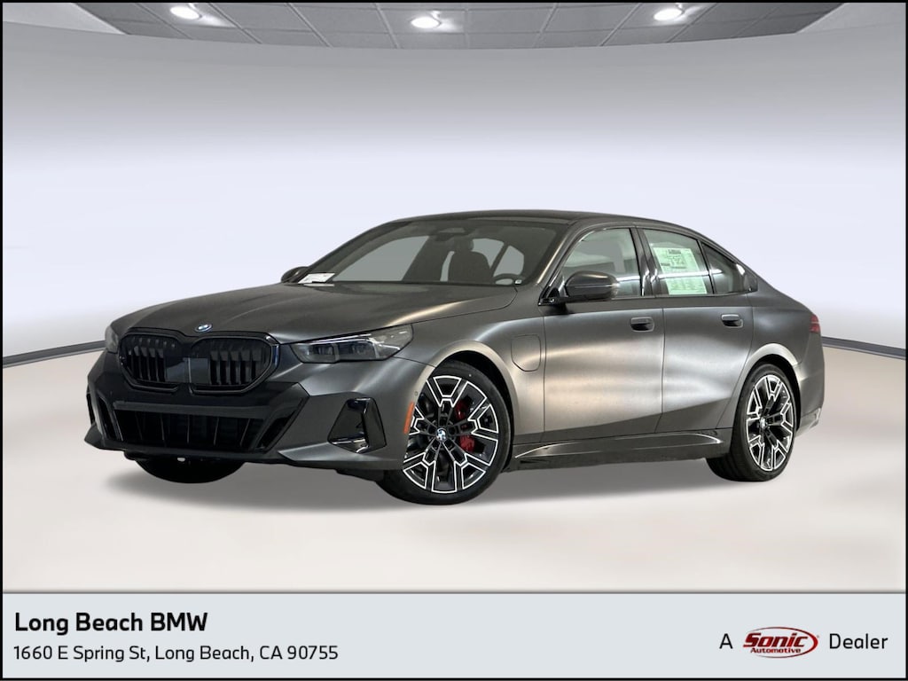New 2027 BMW 550e xDrive Sedan