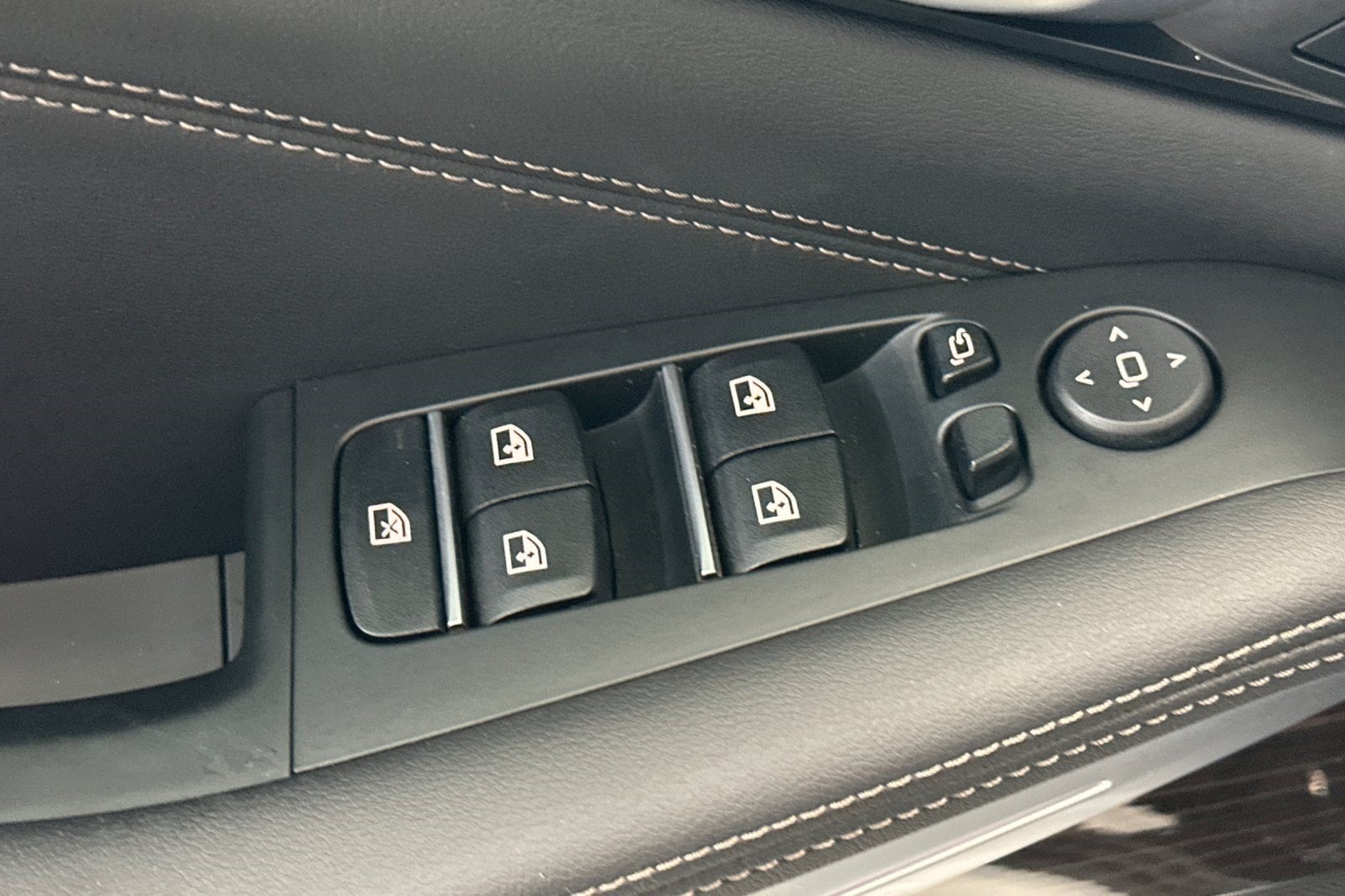 2026 BMW X5 40i - Photo 13