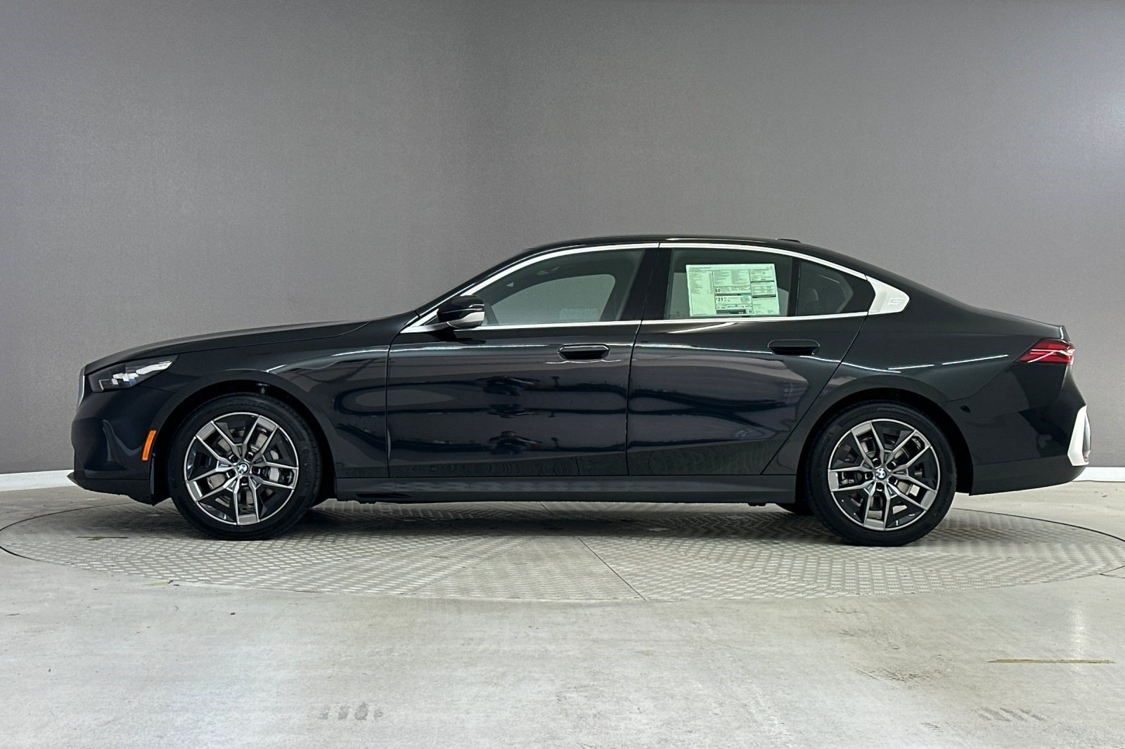 New 2027 BMW 530i Sedan