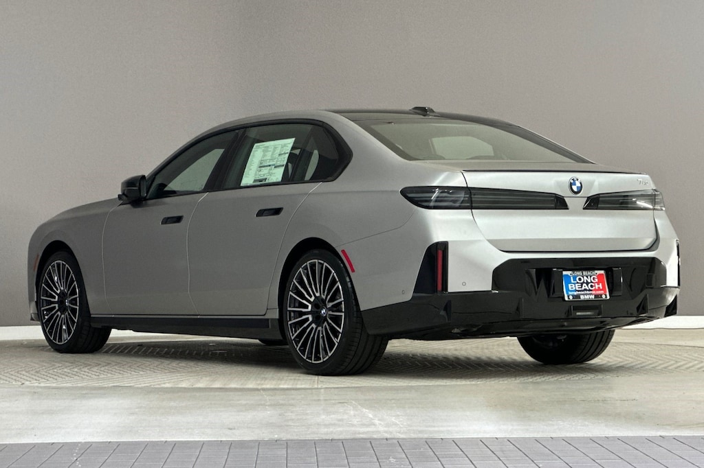 New 2027 BMW 740i Base Sedan
