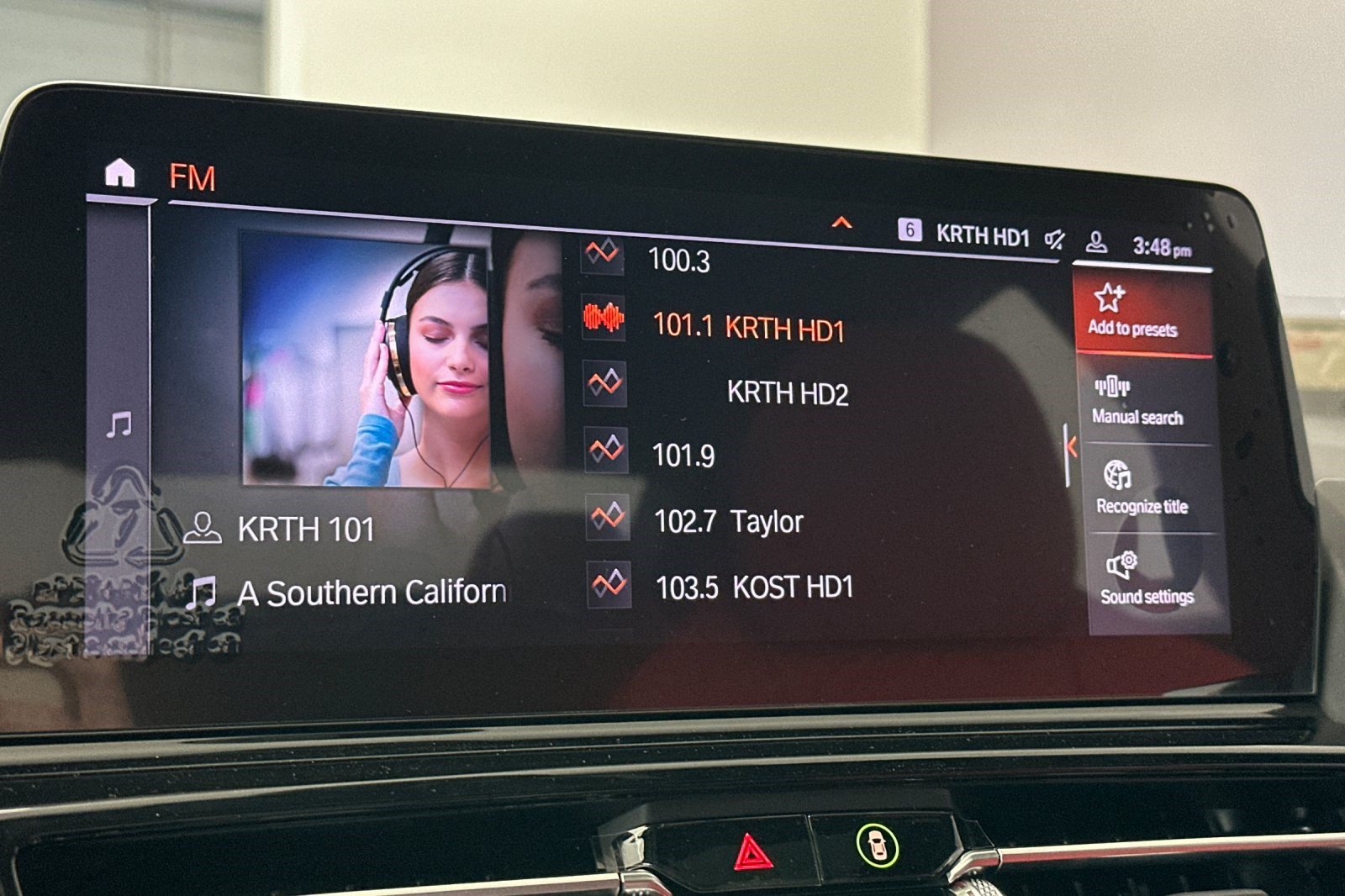 2026 BMW 8 Series 840i - Photo 20