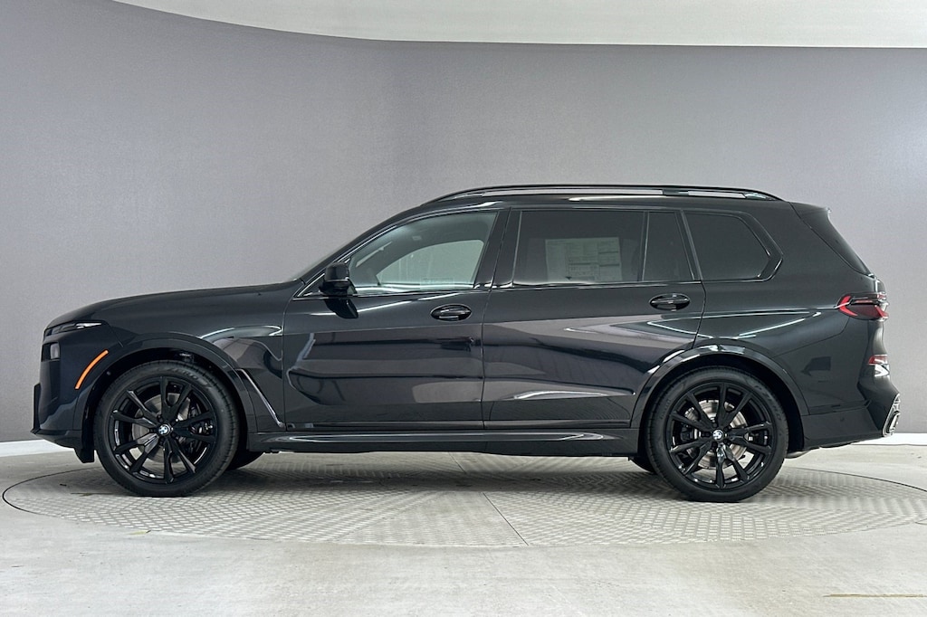 New 2027 BMW X7 xDrive40i SUV