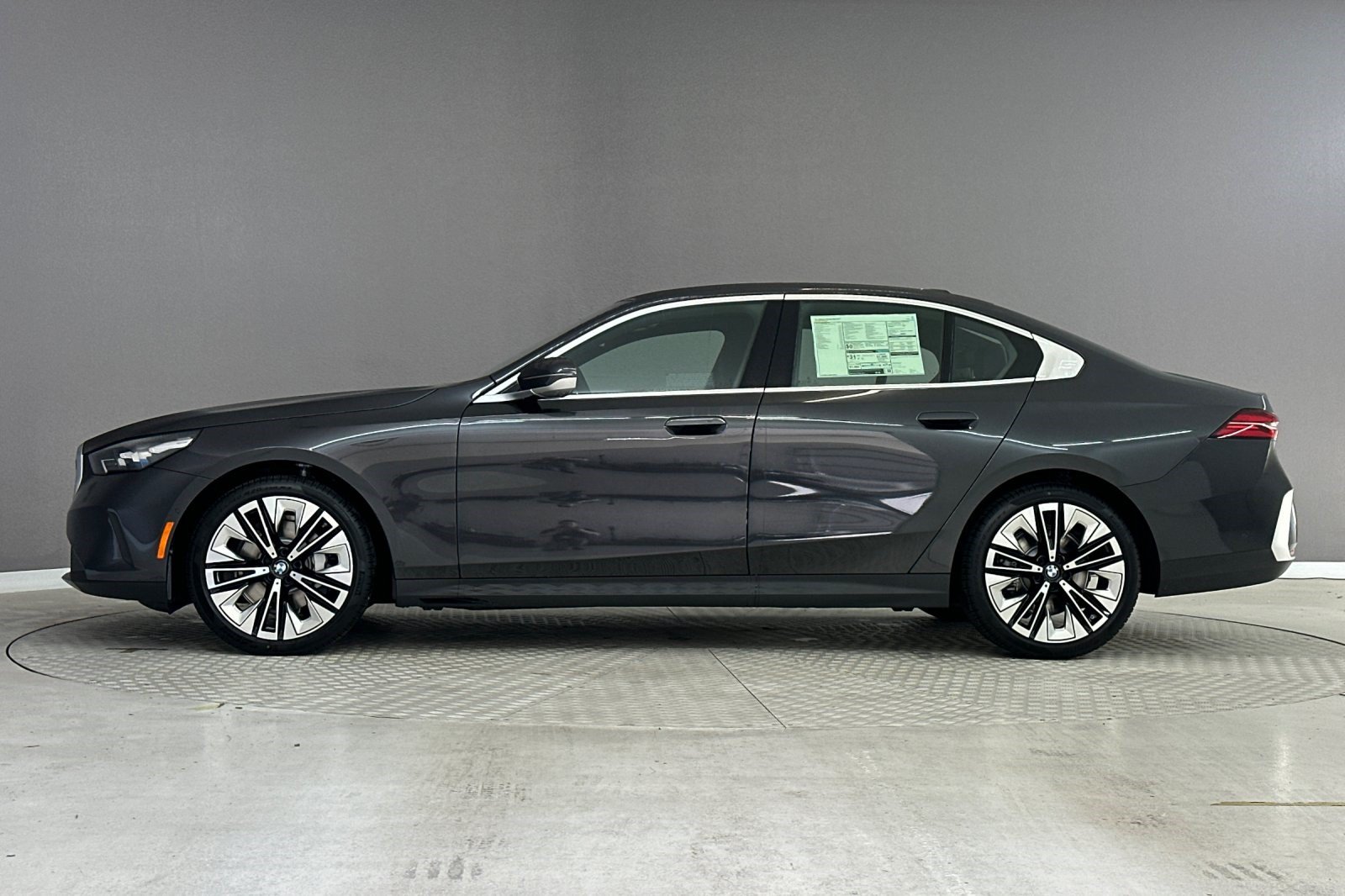 New 2027 BMW 530i Sedan