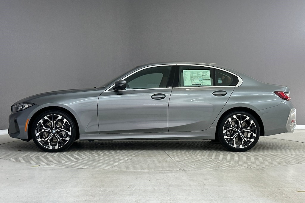 New 2026 BMW 330i Sedan