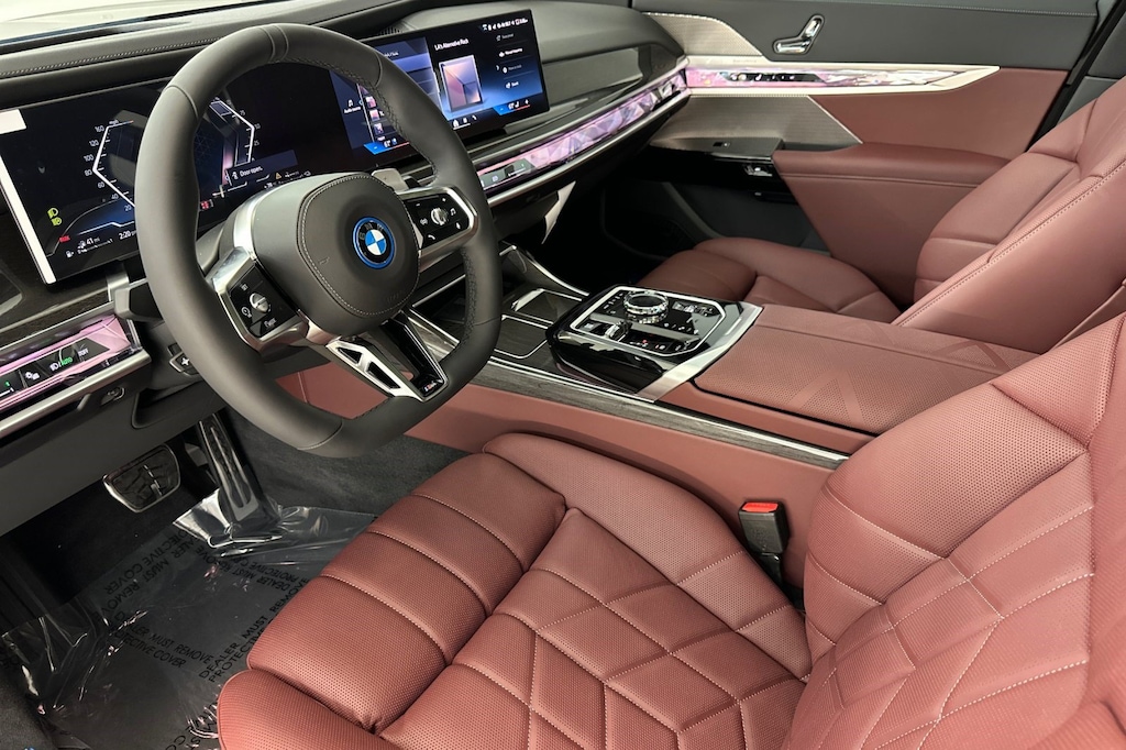 New 2026 BMW 750e xDrive Sedan