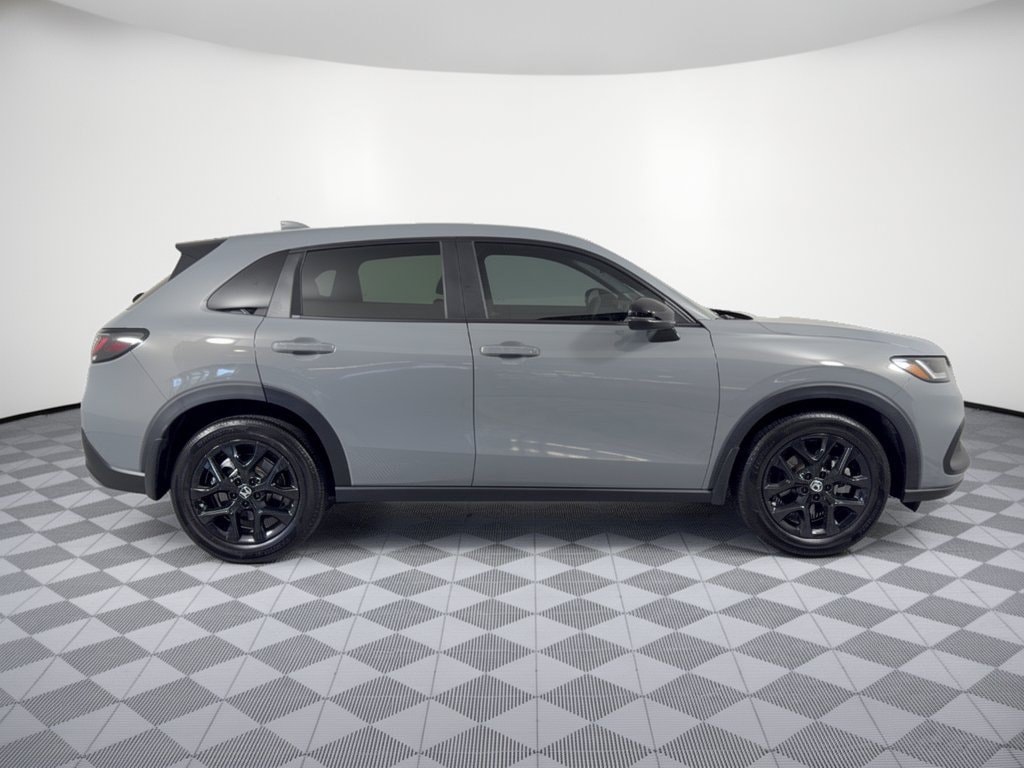 2025 Honda HR-V Sport - Photo 8