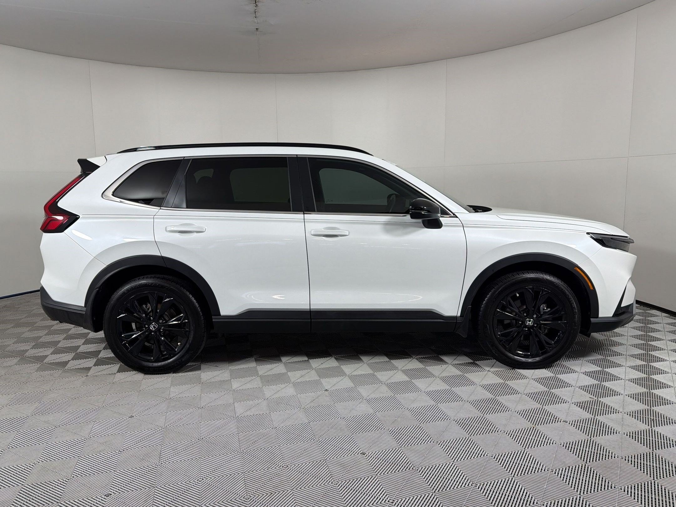 2024 Honda CR-V Sport Touring - Photo 8