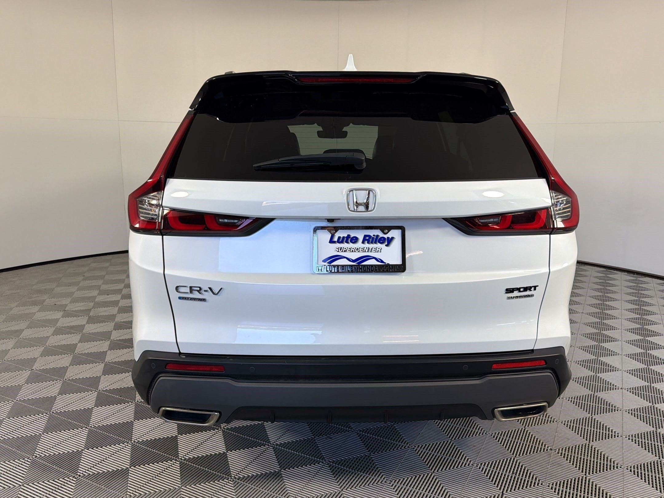 2024 Honda CR-V Sport Touring - Photo 10