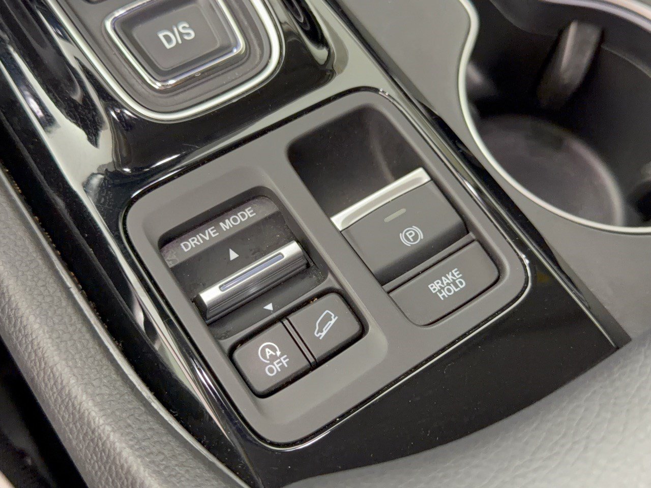 2025 Honda Pilot Elite - Photo 22