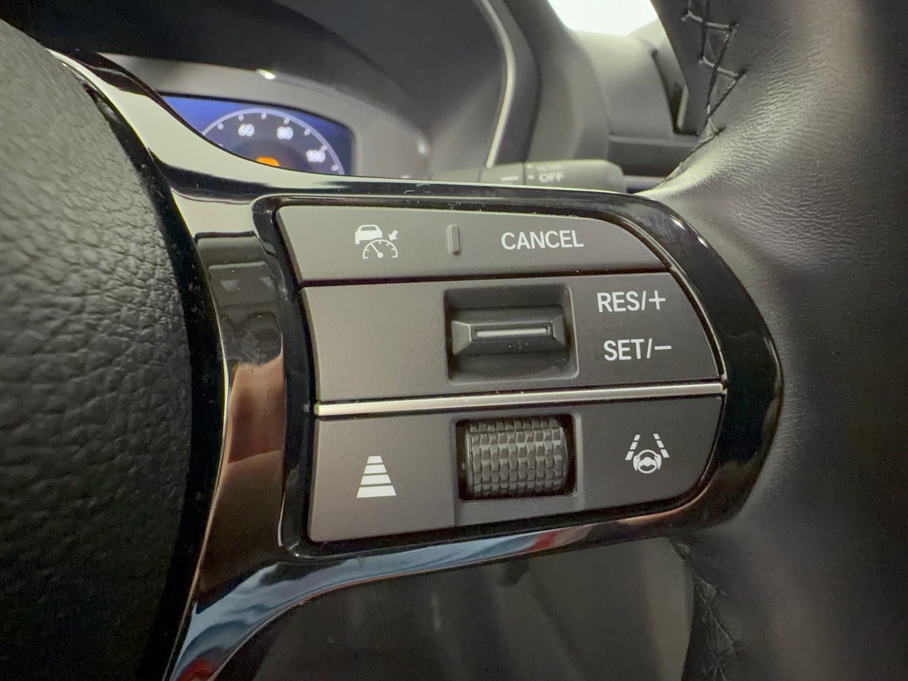 2025 Honda Pilot Elite - Photo 19