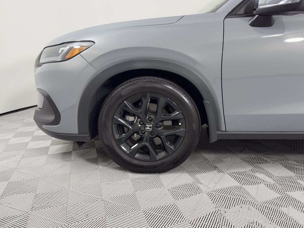 2025 Honda HR-V Sport - Photo 13