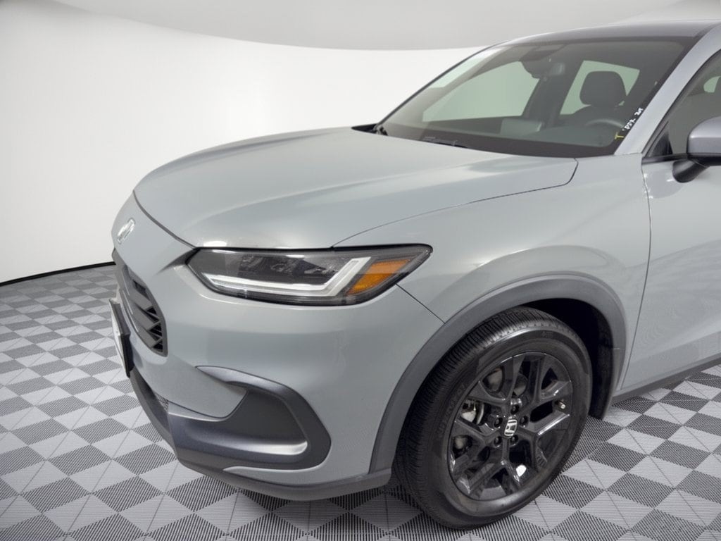 2025 Honda HR-V Sport - Photo 12