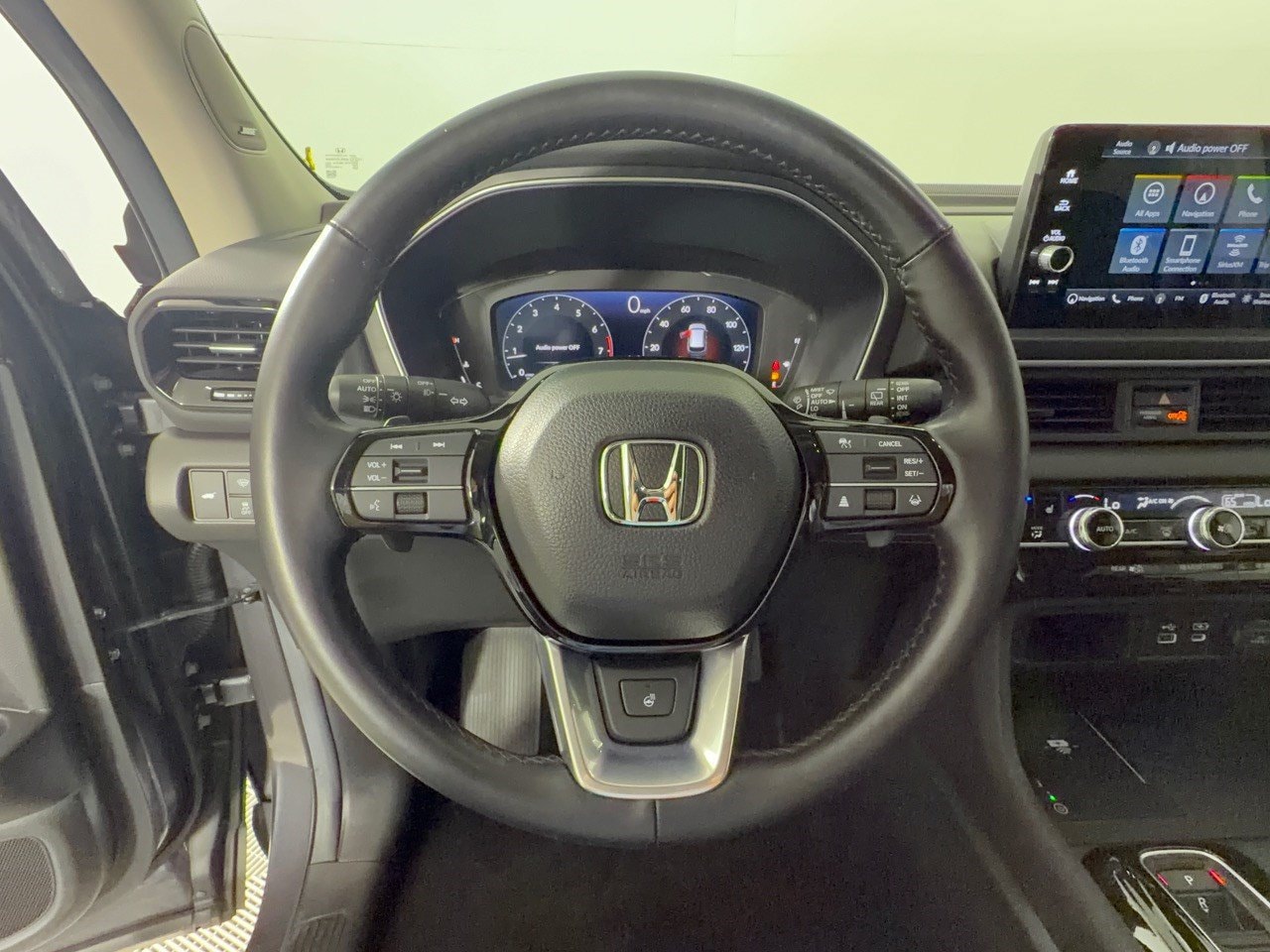 2025 Honda Pilot Elite - Photo 10
