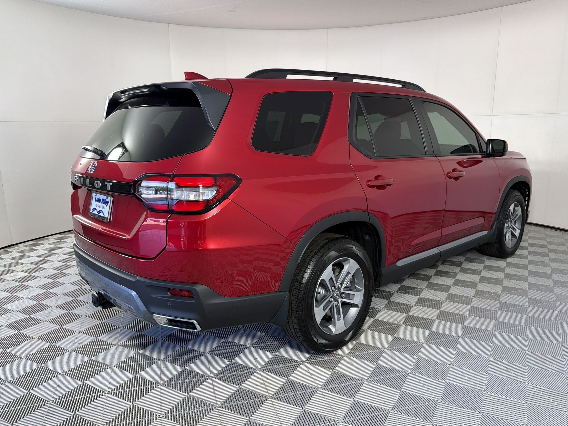 2026 Honda Pilot EX-L - Photo 9