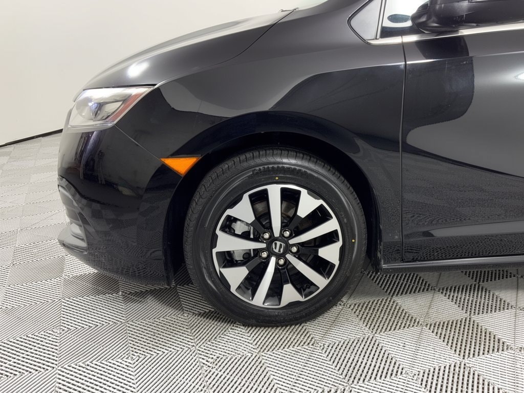 2025 Honda Odyssey EX-L - Photo 13