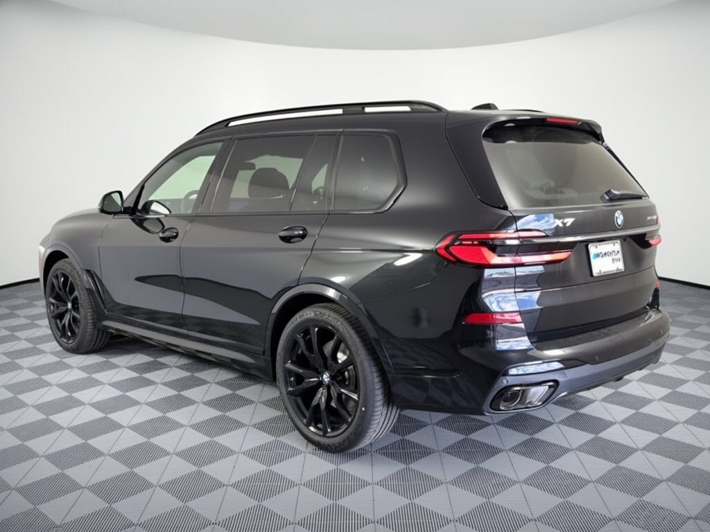 New 2027 BMW X7 xDrive40i SUV