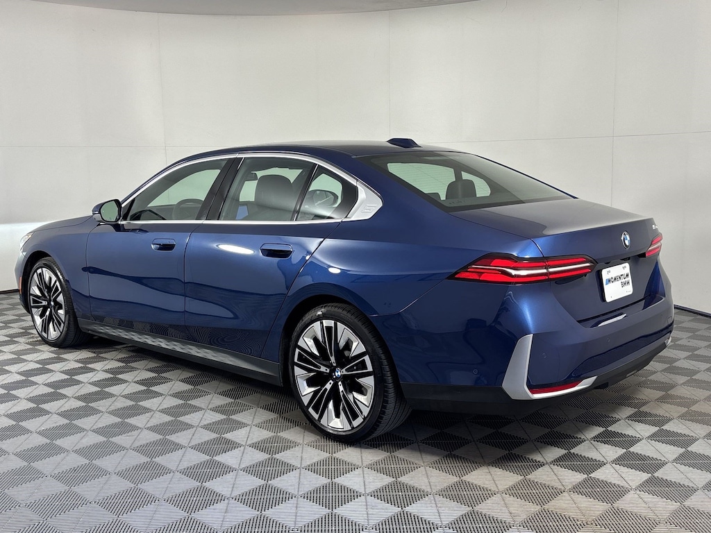 Used 2026 BMW 530i Sedan
