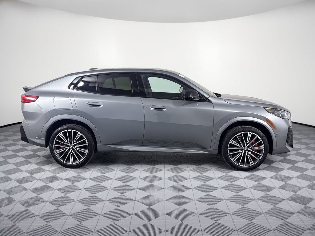 2026 BMW X2 28i - Photo 8