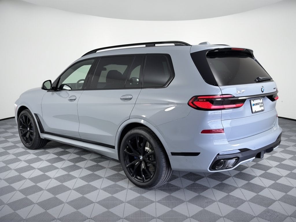 New 2027 BMW X7 xDrive40i SUV