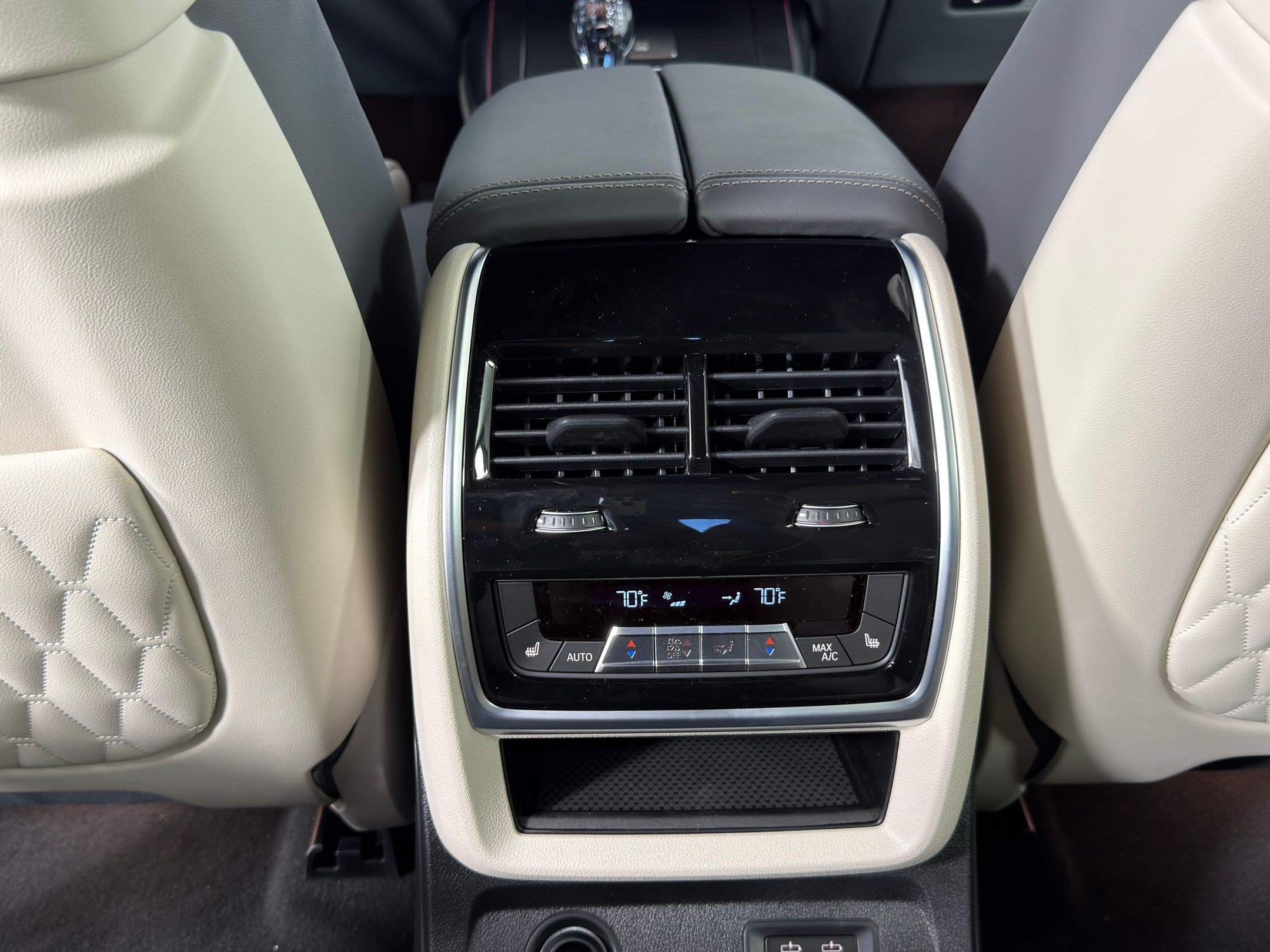 びーんページ New 2026 BMW ALPINA XB7 For Sale in Houston TX | VIN