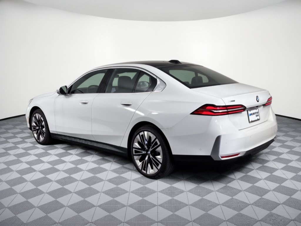 New 2026 BMW 530i xDrive Sedan