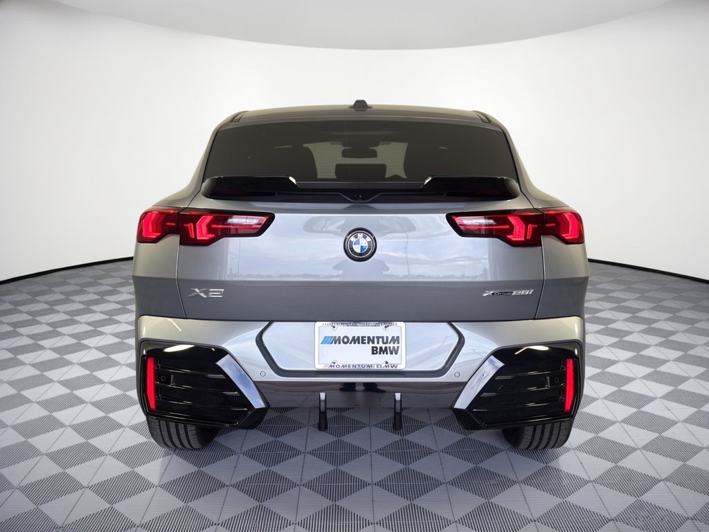 2026 BMW X2 28i - Photo 11
