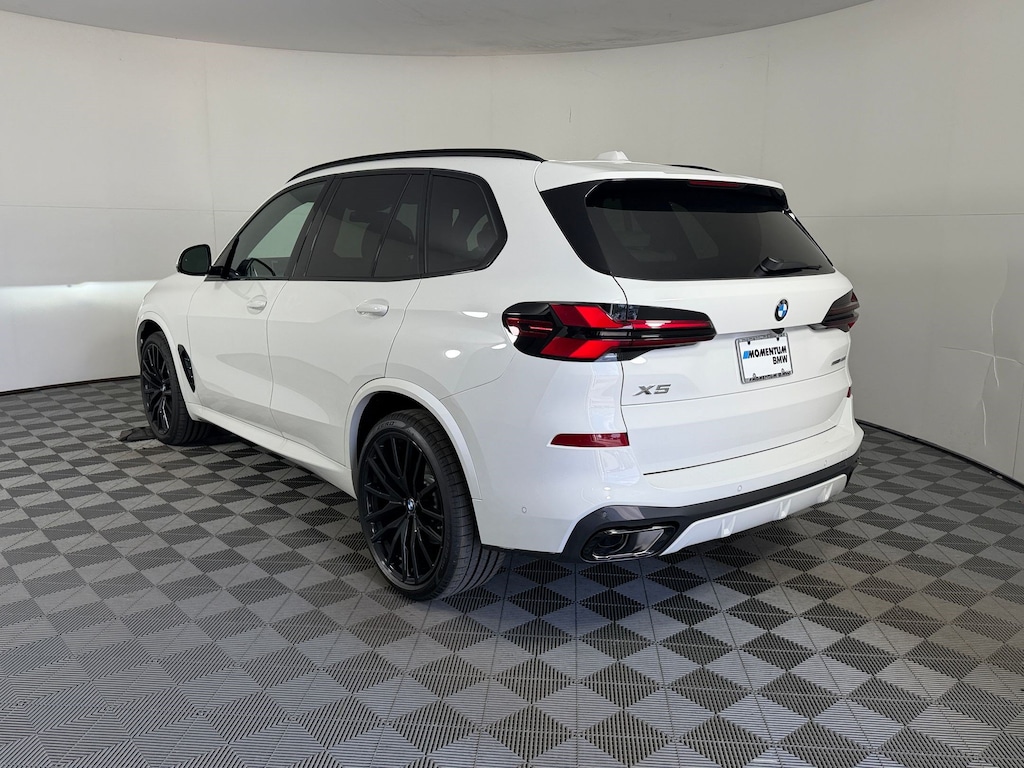 New 2026 BMW X5 sDrive40i SUV