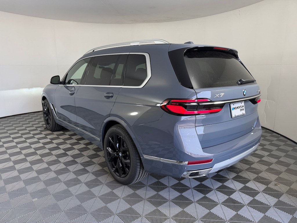 New 2027 BMW X7 xDrive40i SUV