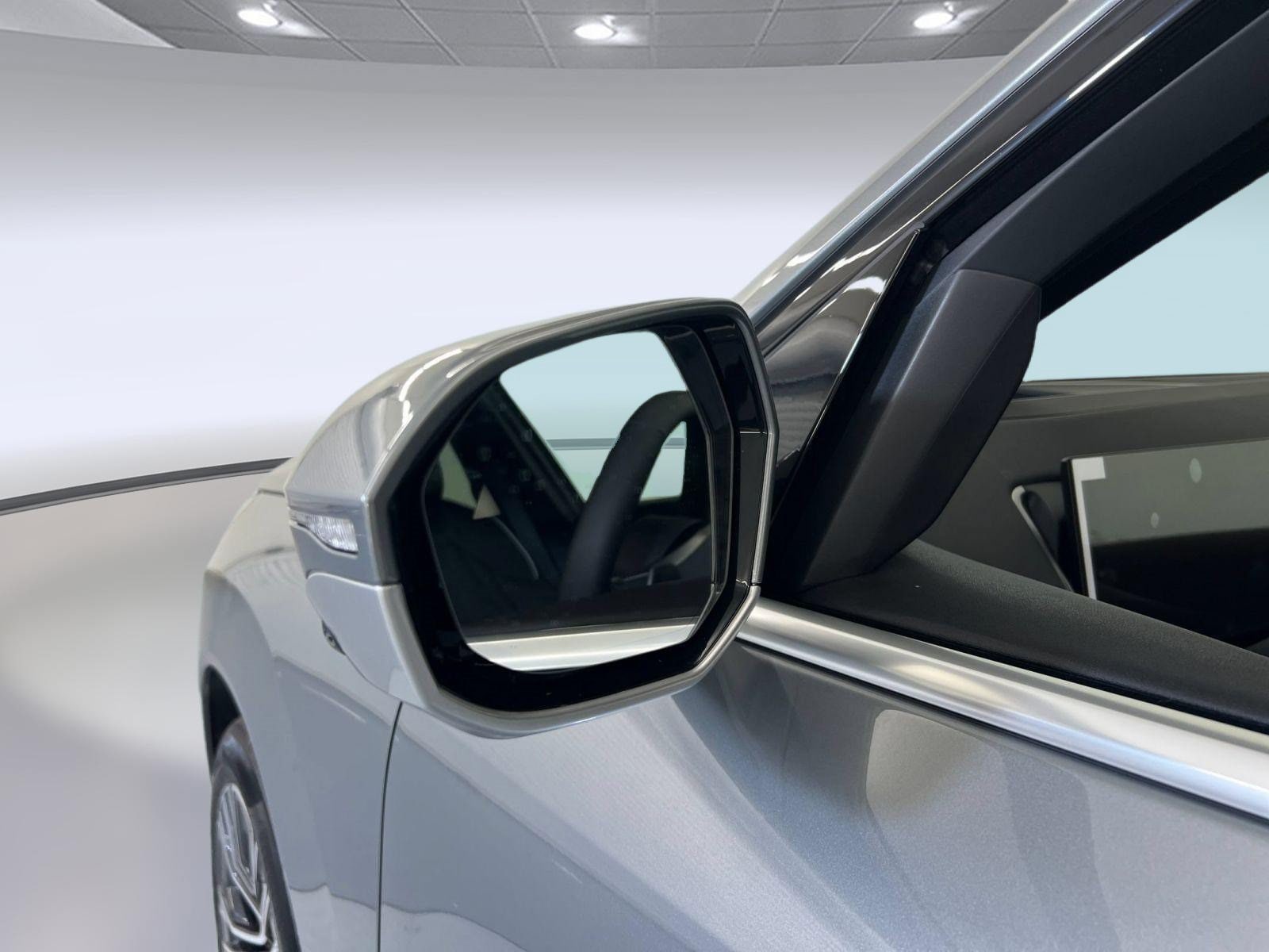 2026 BMW X3 30 - Photo 22