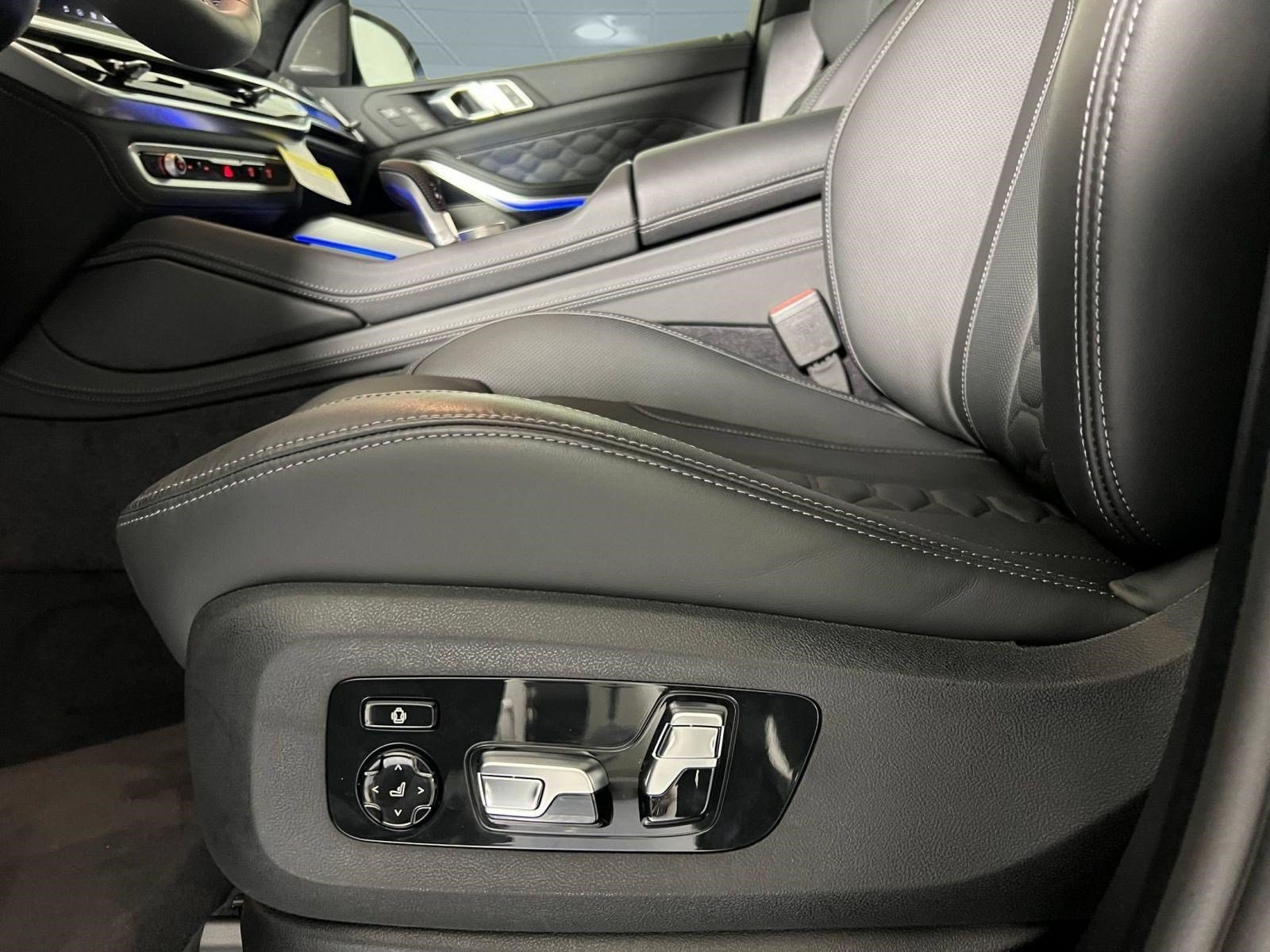 2026 BMW X5 M X5 M - Photo 11