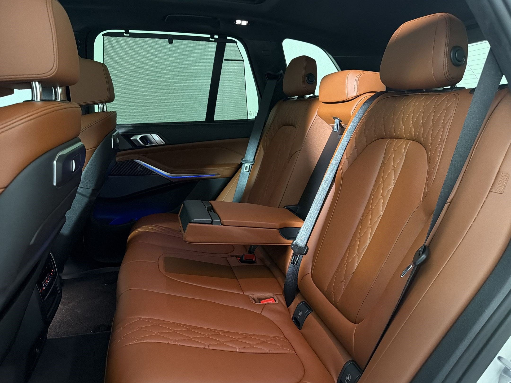 2026 BMW X5 M60i - Photo 22