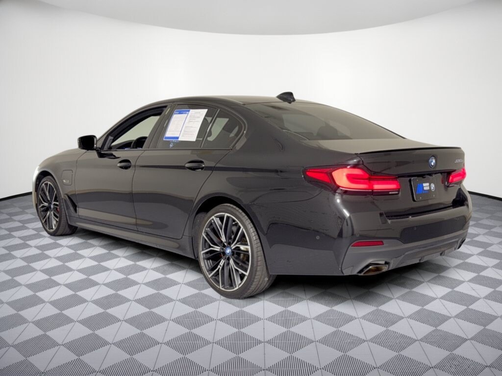 Certified 2023 BMW 530e Sedan