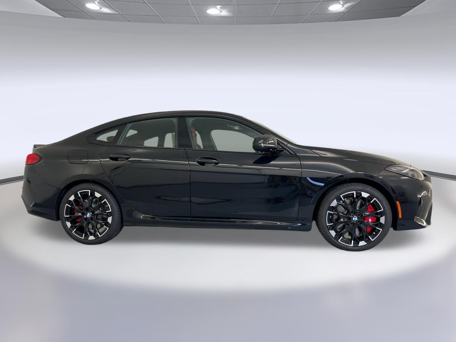 2026 BMW 2 Series M235 - Photo 7
