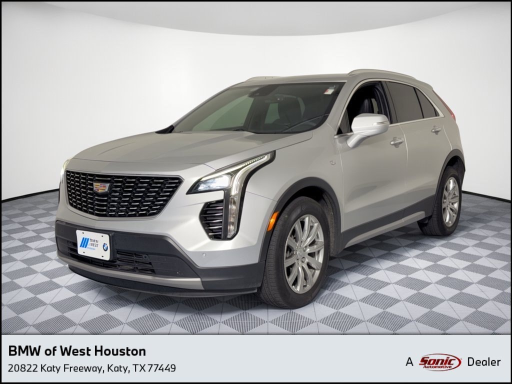 2022 Cadillac XT4 Premium Luxury