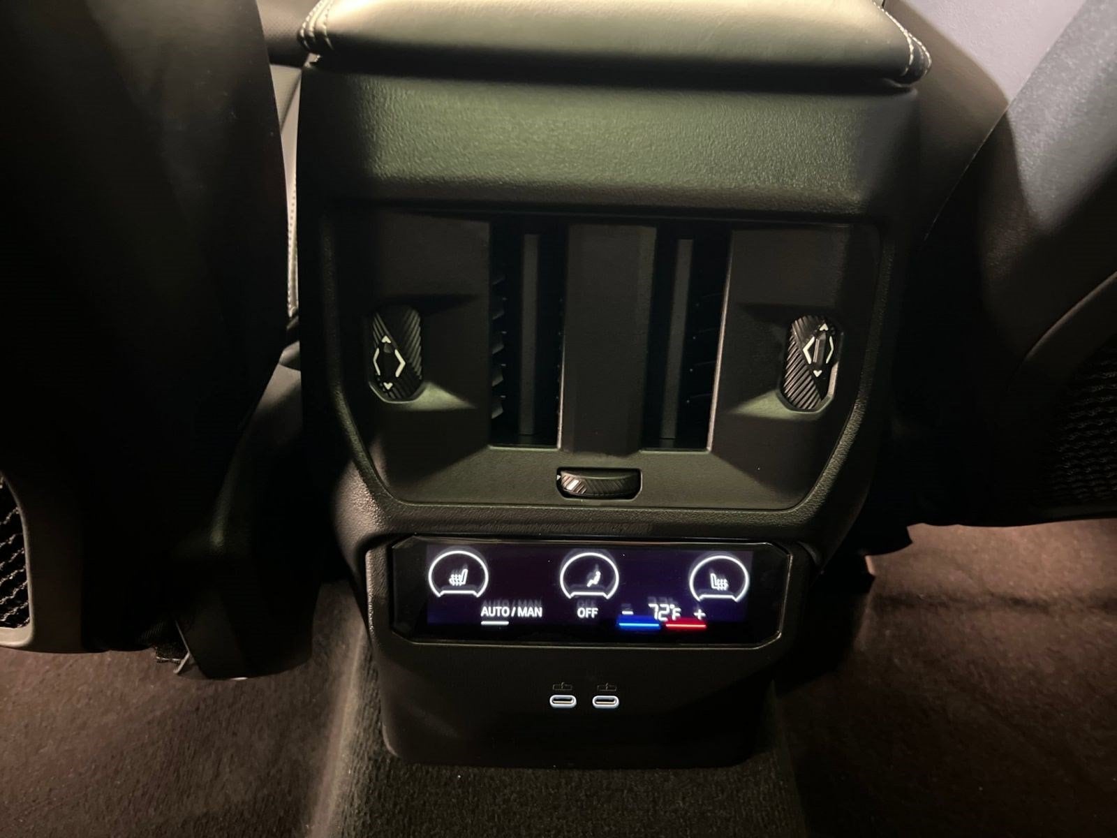 2026 BMW X3 30 - Photo 32